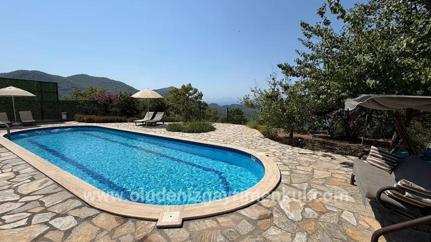 4+1-Zimmer Villa Zu verkaufen in Gökbel Bz. Ortaca - 992 m²