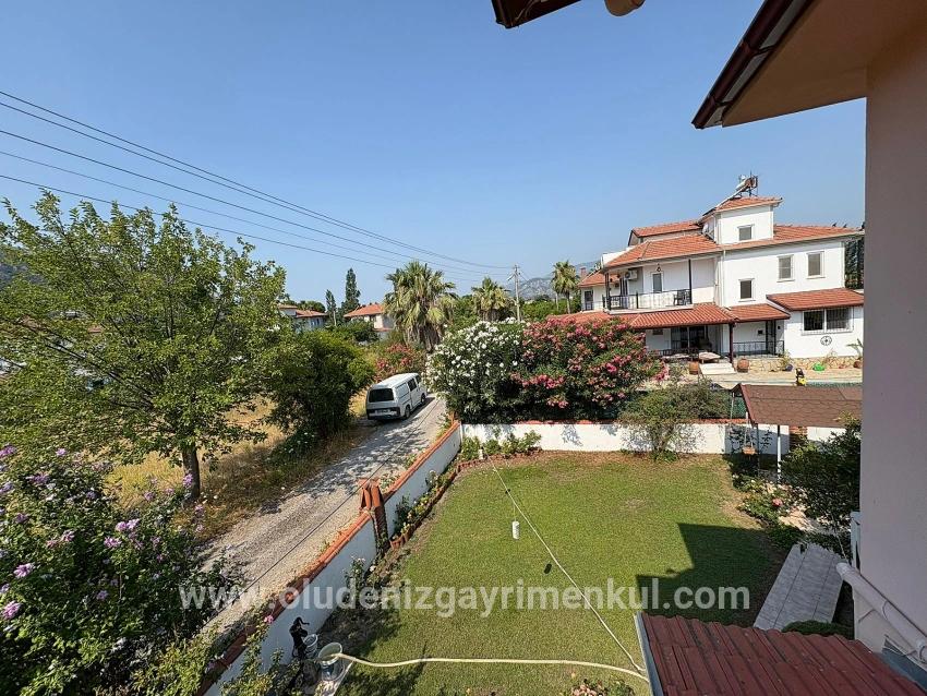 Zweistöckiges Haus Auf Einem 514 M² Großen Grundstück In Okçular Zu Verkaufen.