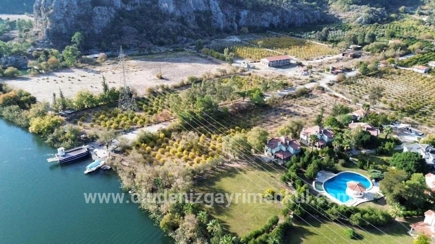 Land Zu verkaufen in Çandır Bz. Köyceğiz - Gehäuse-Zonierung - 5.900 m²