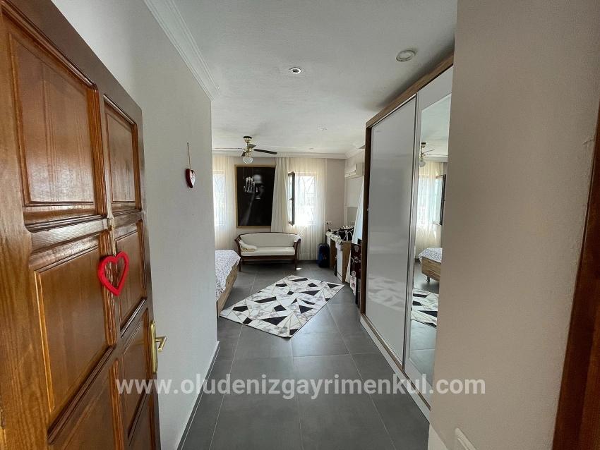 Luxuriöse 4+1-zimmer-villa Auf Einem 7000 M² Großen Grundstück Mit Blick Auf Den Strand Von Dalyan Iztuzu Zu Verkaufen