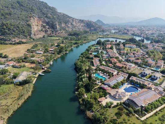 Im Köyceğiz Çandır Mahallesinde kanala sıfır 20.000m2 satılık Feld