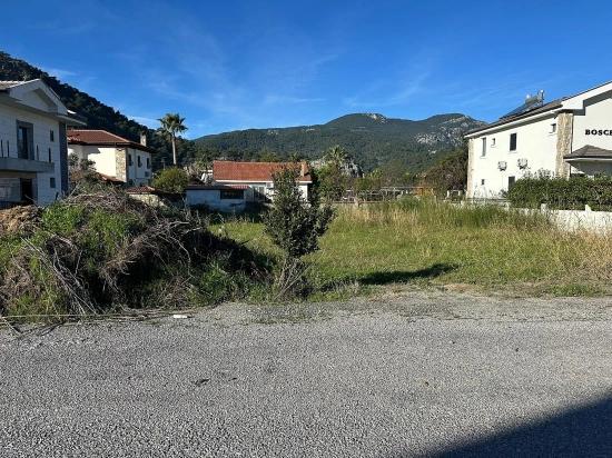 841 M² Großes Grundstück Zum Verkauf In Dalyan Gülpınar Mit 15 % Bebauung.