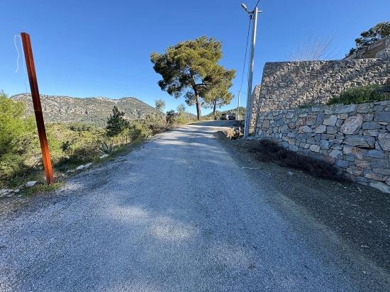 1000 M² Großes Grundstück Mit Meerblick Im Wohngebiet Gökbel Village Zu Verkaufen