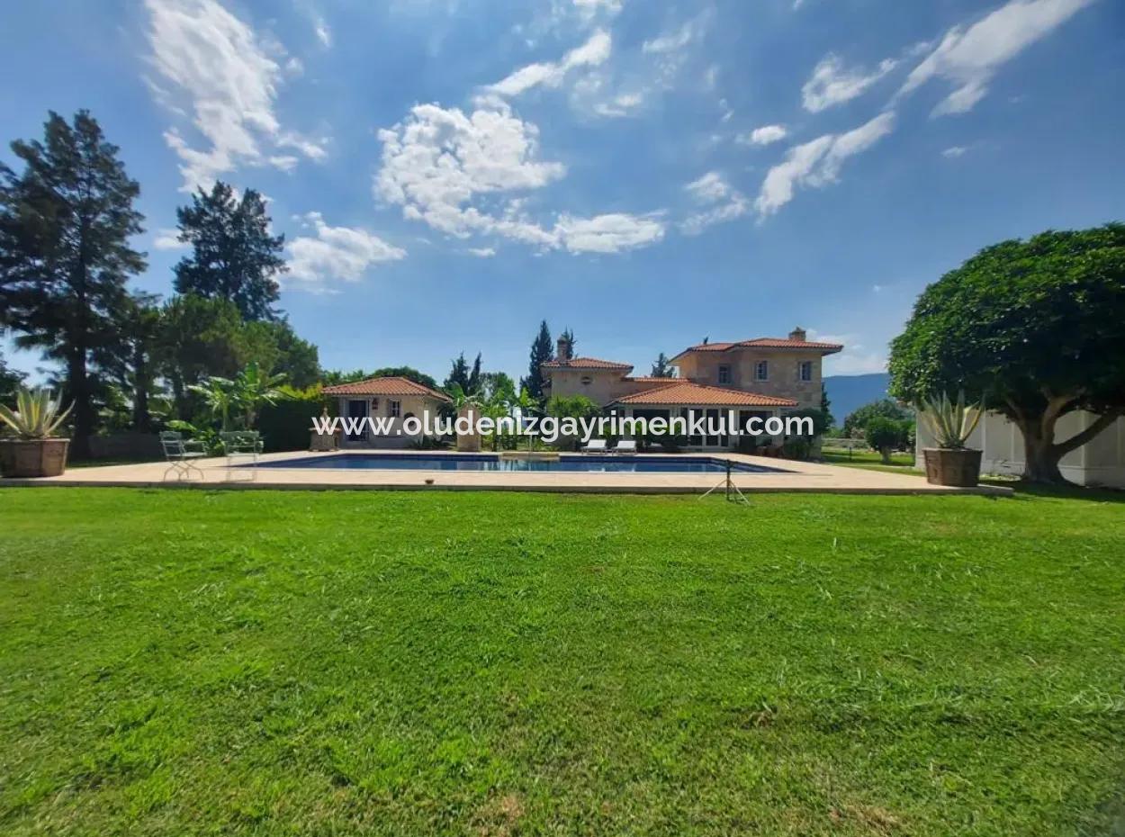 Villa For Sale In A Plot Of 3500M2 On The Road To Iztuzu Beach In Dalyan