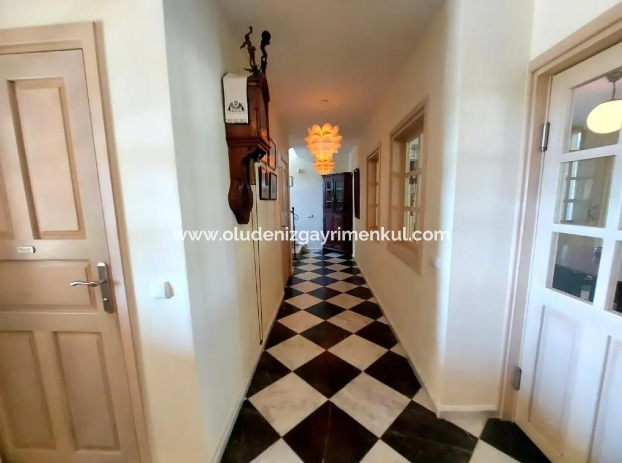 Villa For Sale In A Plot Of 3500M2 On The Road To Iztuzu Beach In Dalyan