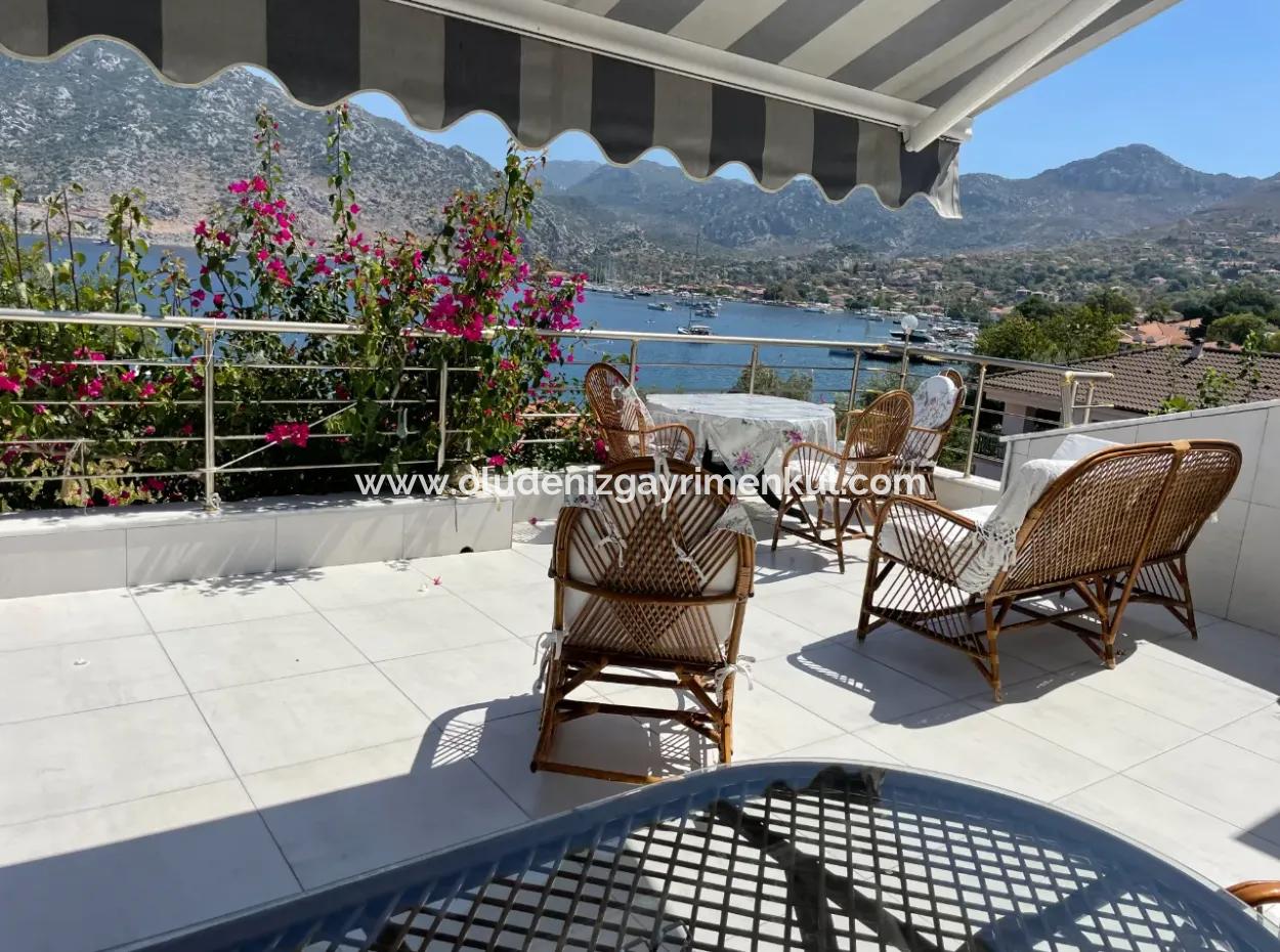 Apart Hotel For Sale In 448M2 Plot Of Land Near The Sea In Selimiyede With Sea View