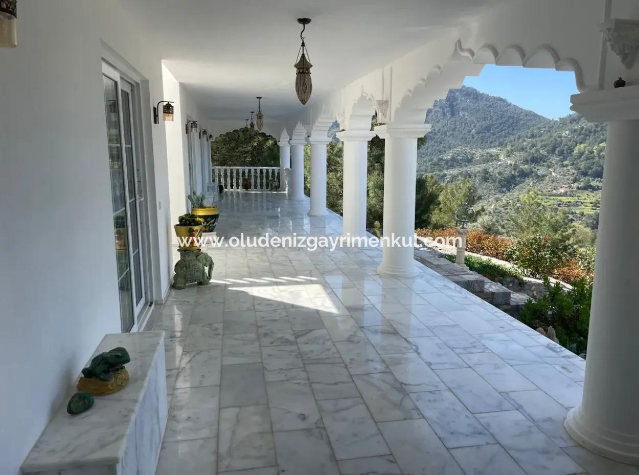 Vip Villa For Sale In 5000M2 Land With Full Sea View In Gökbel