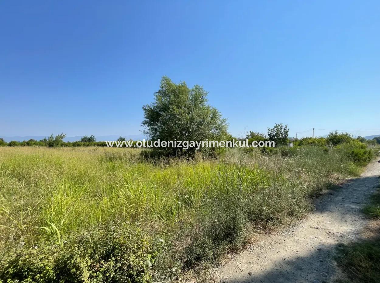 Land For Sale Of 1765 M2 In Okçular