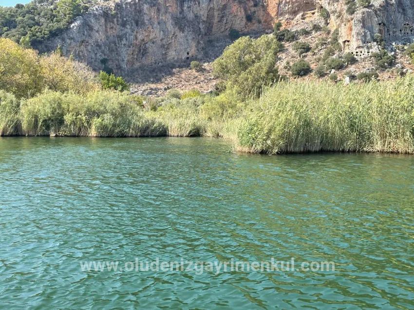 Для продажи Семейный дом 1+0 в Çandır Köyceğiz - 2.765 m²