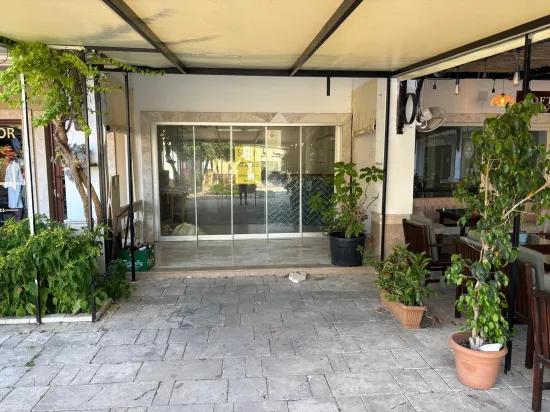 В центре Dalyan 45м2 магазин для продажи