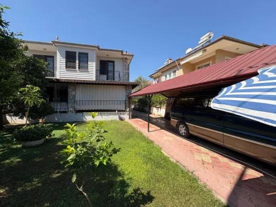 в центре Dalyan внутри участка 300m2 вилла 3+1 на продажу