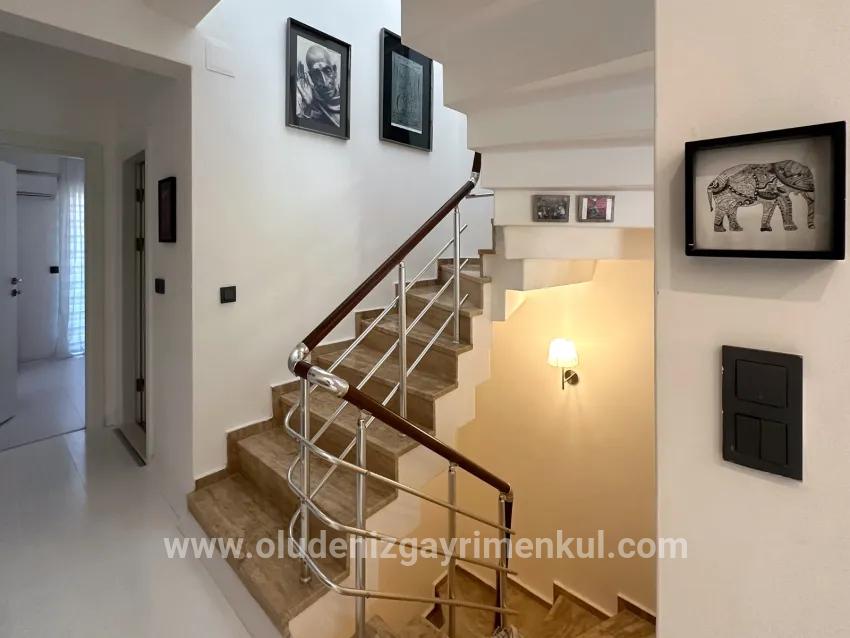 Dalyan'da Kanala Sıfır 4+1 Satılık Villa