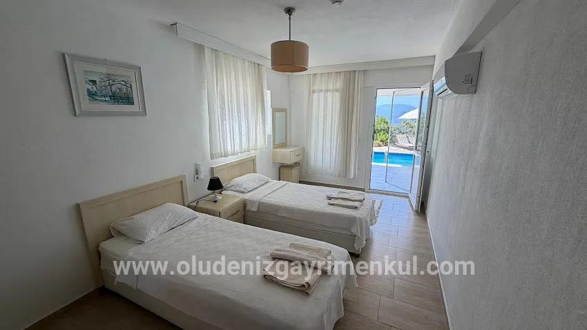 Ortaca Gökbel Mah. Satılık 4+1 Villa - 992 m²