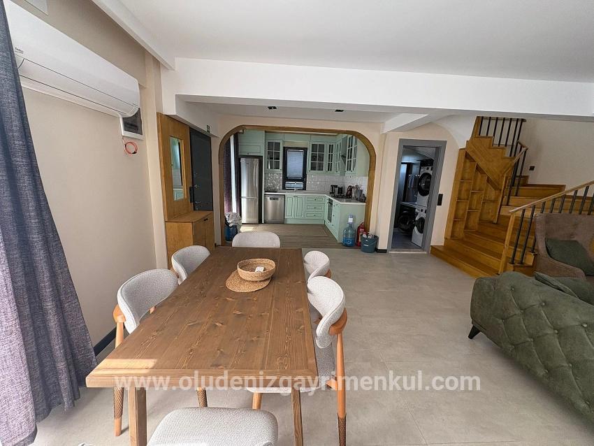 Ortaca Dalyan Mah. Satılık 4+1 Vip villa - 306 m²