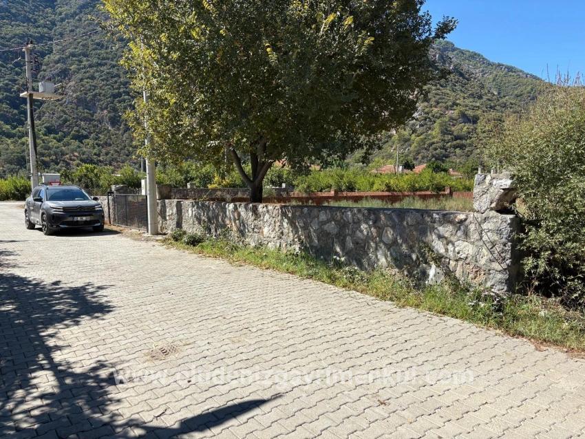 Ortaca Mergenli Mah. Satılık Arsa - Konut İmar Durumlu - 998 m²