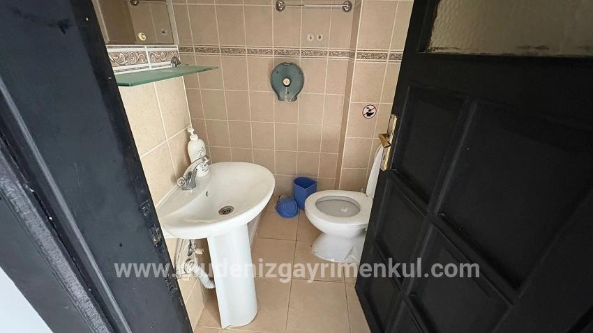 Dalyan'da 30 Odalı Kanala Yakın Satılık Otel