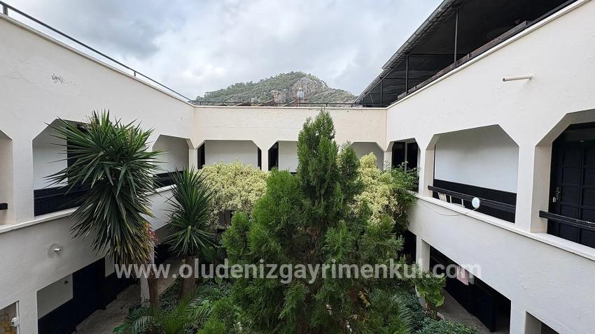 Dalyan'da 30 Odalı Kanala Yakın Satılık Otel