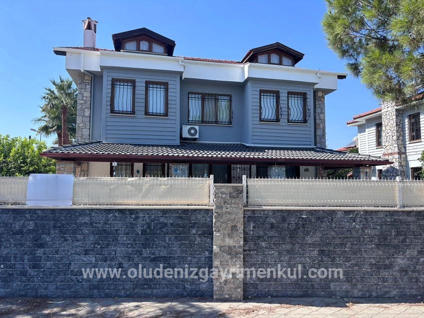 Ortaca Dalyan Mah. Satılık 5+1 Villa - 301 m²