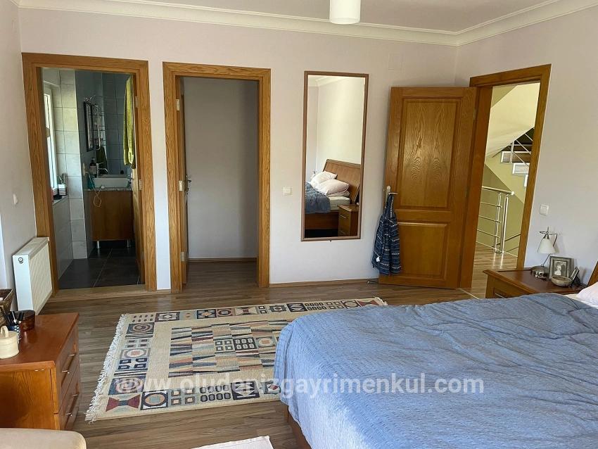 Dalyan Gülpınar'da 6000m2 Arsa İçerisinde 4+2 Satılık Villa