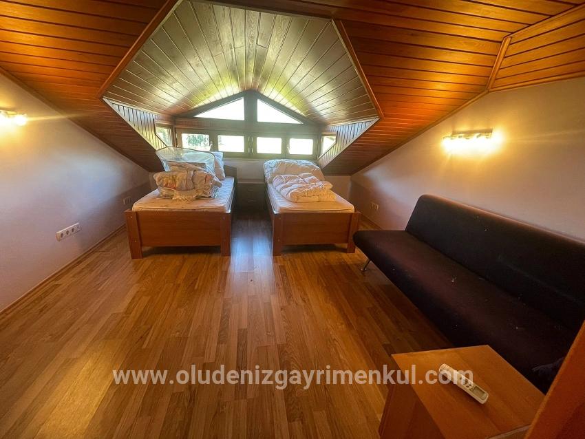 Dalyan Gülpınar'da 6000m2 Arsa İçerisinde 4+2 Satılık Villa