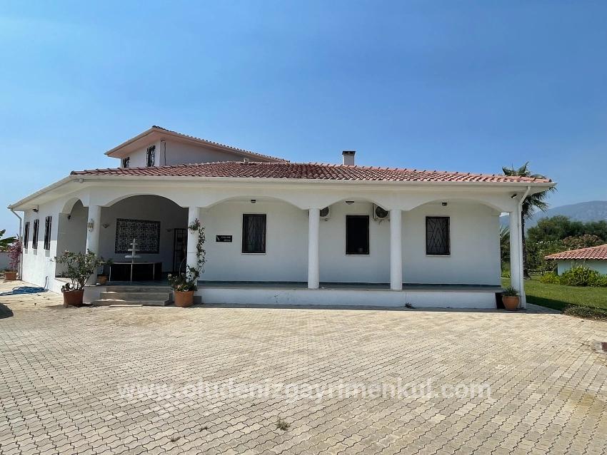 Dalyan İztuzu Manzaralı 7000m2 Arsa İçinde 4+1 Satılık Lüks Villa