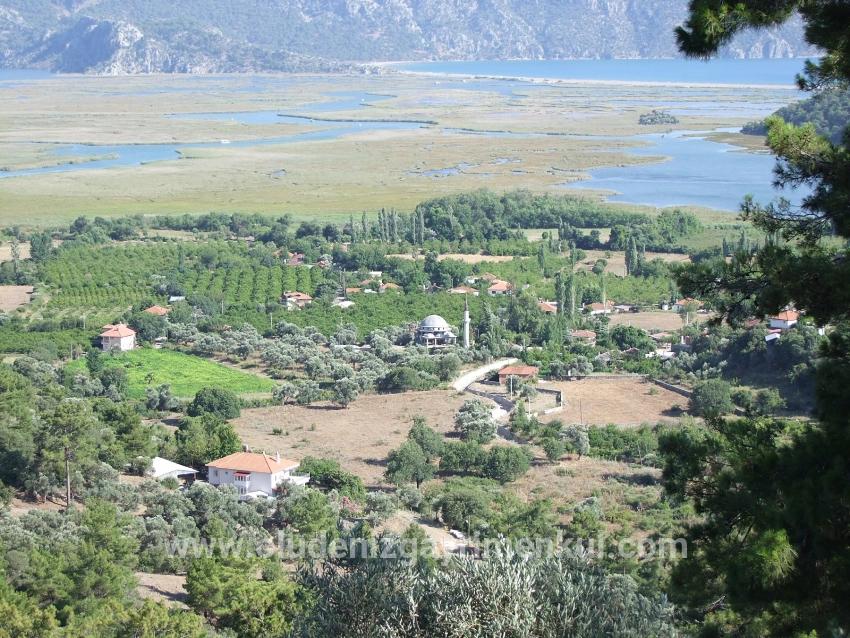 Çandır'da Göl Manzaralı 1252m2 Satılık Arsa