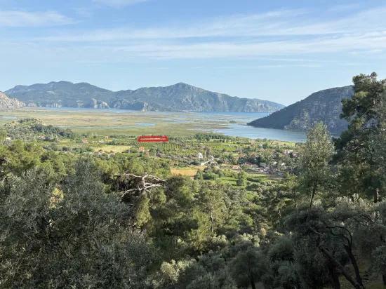 Çandır'da göl ve doğa manzaralı 1252m2 satılık tarla