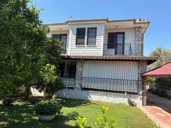 Dalyan Merkezde 300m2 arsa İçinde 3+1 satılık villa