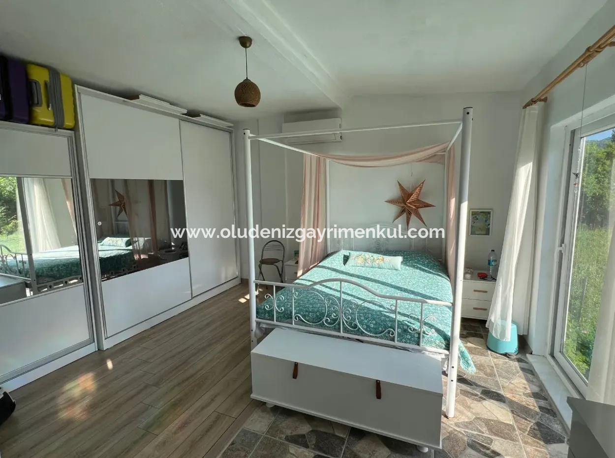 Eskiköy'de 1000M2 Arsa İçerisinde 2+1 Satılık Müstakil Evi