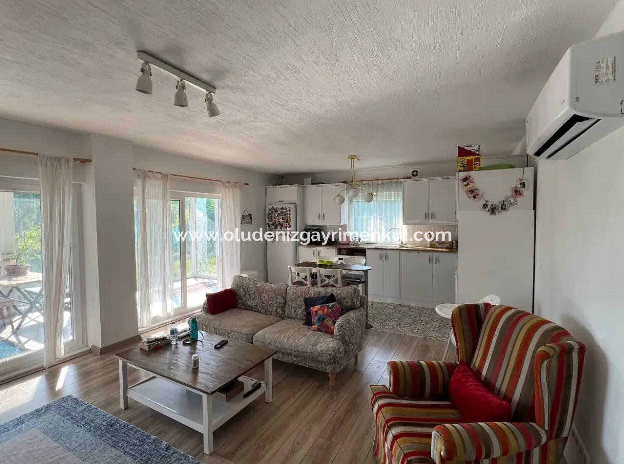 Eskiköy'de 1000M2 Arsa İçerisinde 2+1 Satılık Müstakil Evi