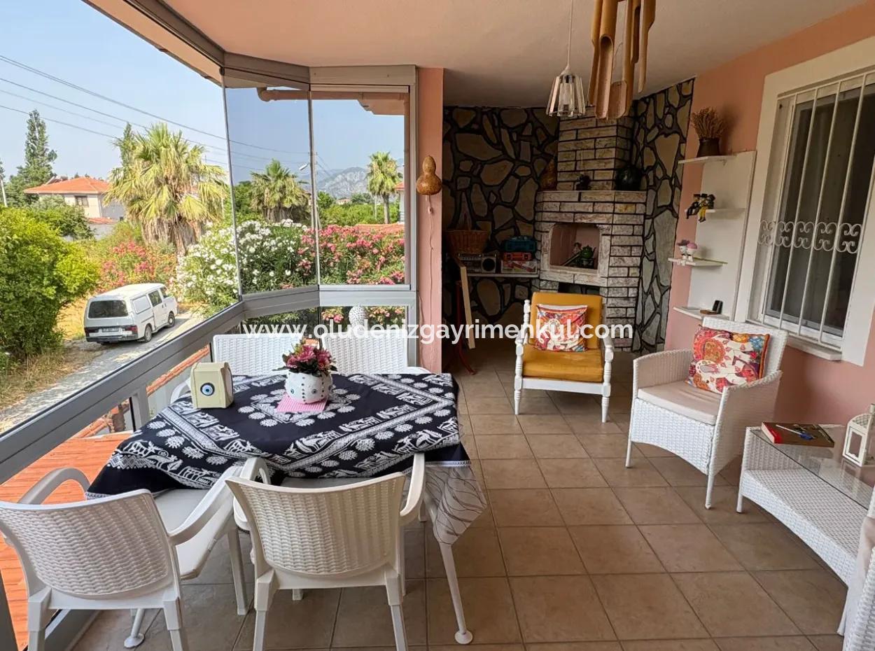 Okçular'da 514M2 Arsa İçerisinde 2 Katlı Satılık Ev