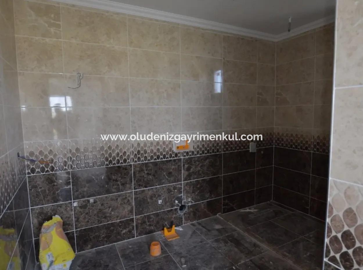 Dalyan Eskiköy'de Göl Manzaralı Satılık Villa