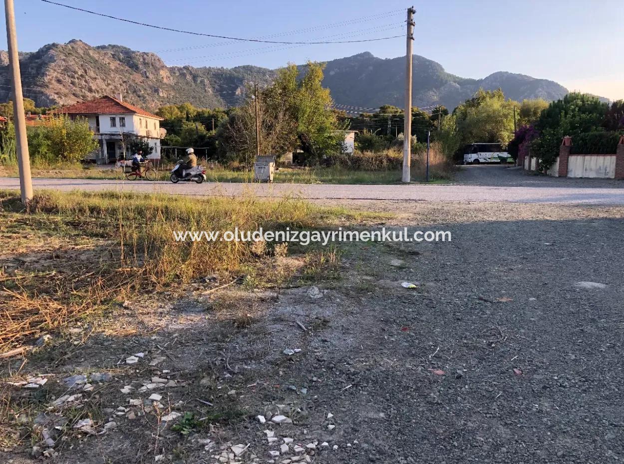 Dalyan'da 700M2 Köşebaşı Satılık Arsa