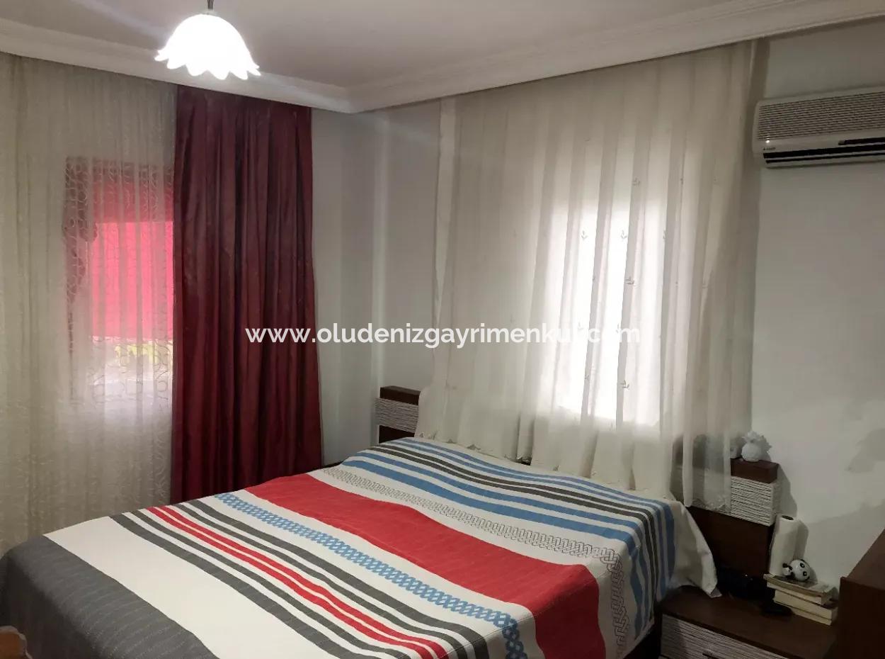 Okçular'da 1222M2 Arsa İçerisinde Satılık Tek Katlı Müstakil Ev