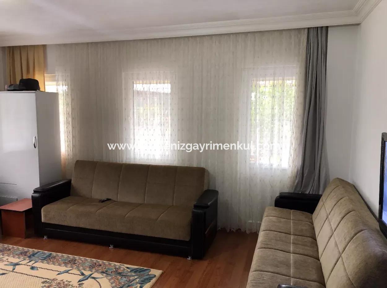 Okçular'da 1222M2 Arsa İçerisinde Satılık Tek Katlı Müstakil Ev