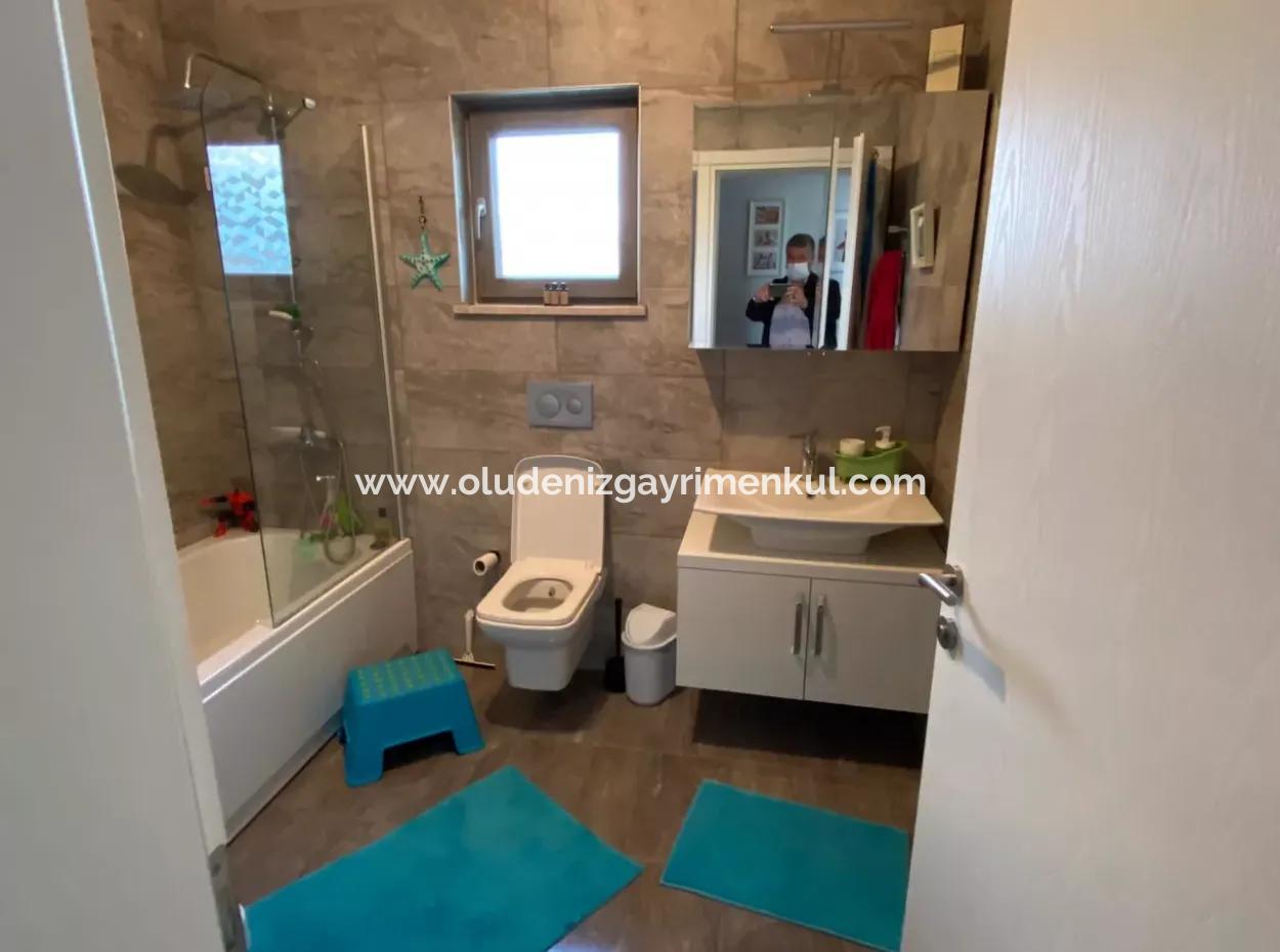 Okçular'da Satılık Villa Lüks 5 Yatak Odalı Satılık Villa