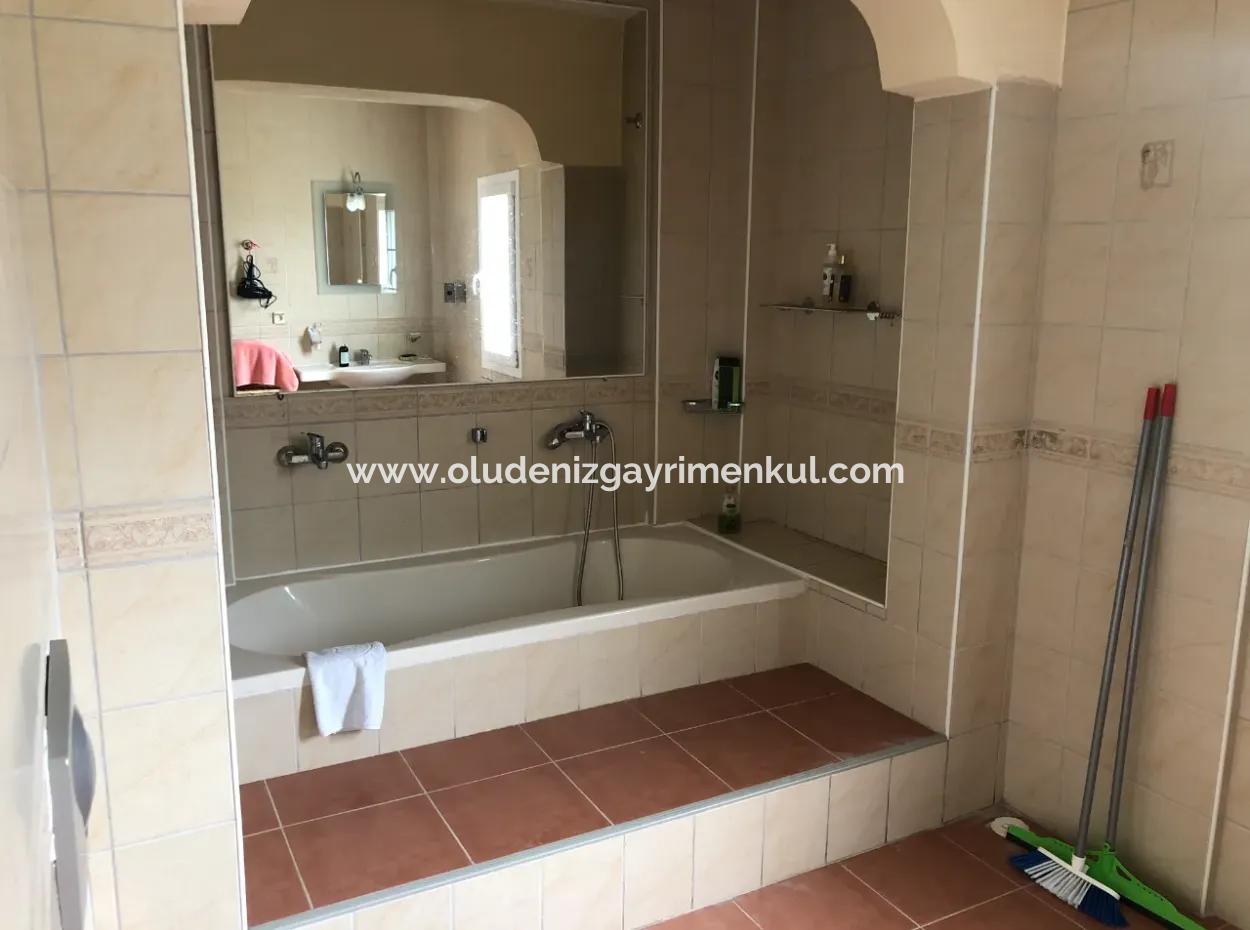 Dalyan Maraş'ta 1532M2 Satılık Villa