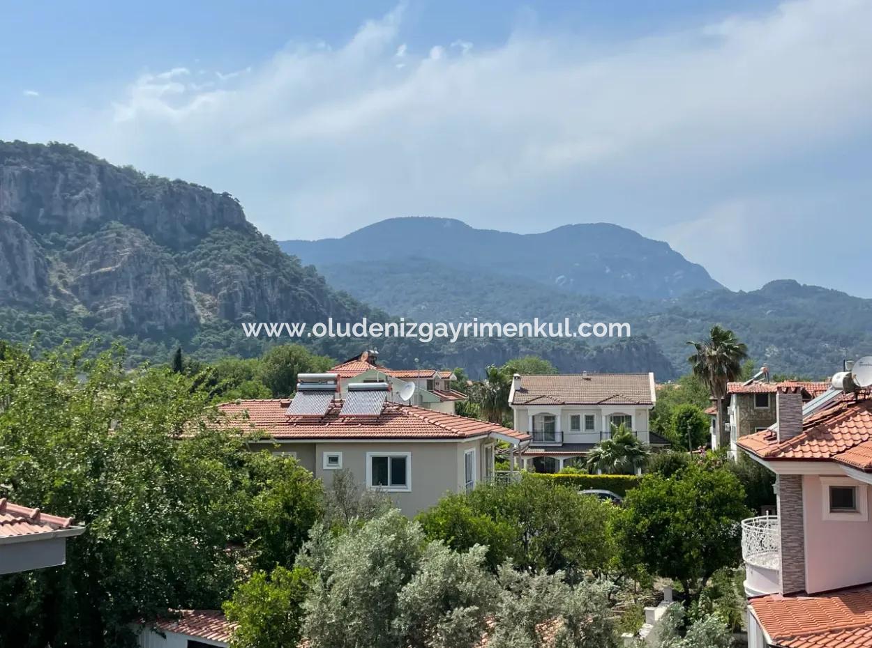 Dalyan  Merkezde 4+1 Satılık Villa