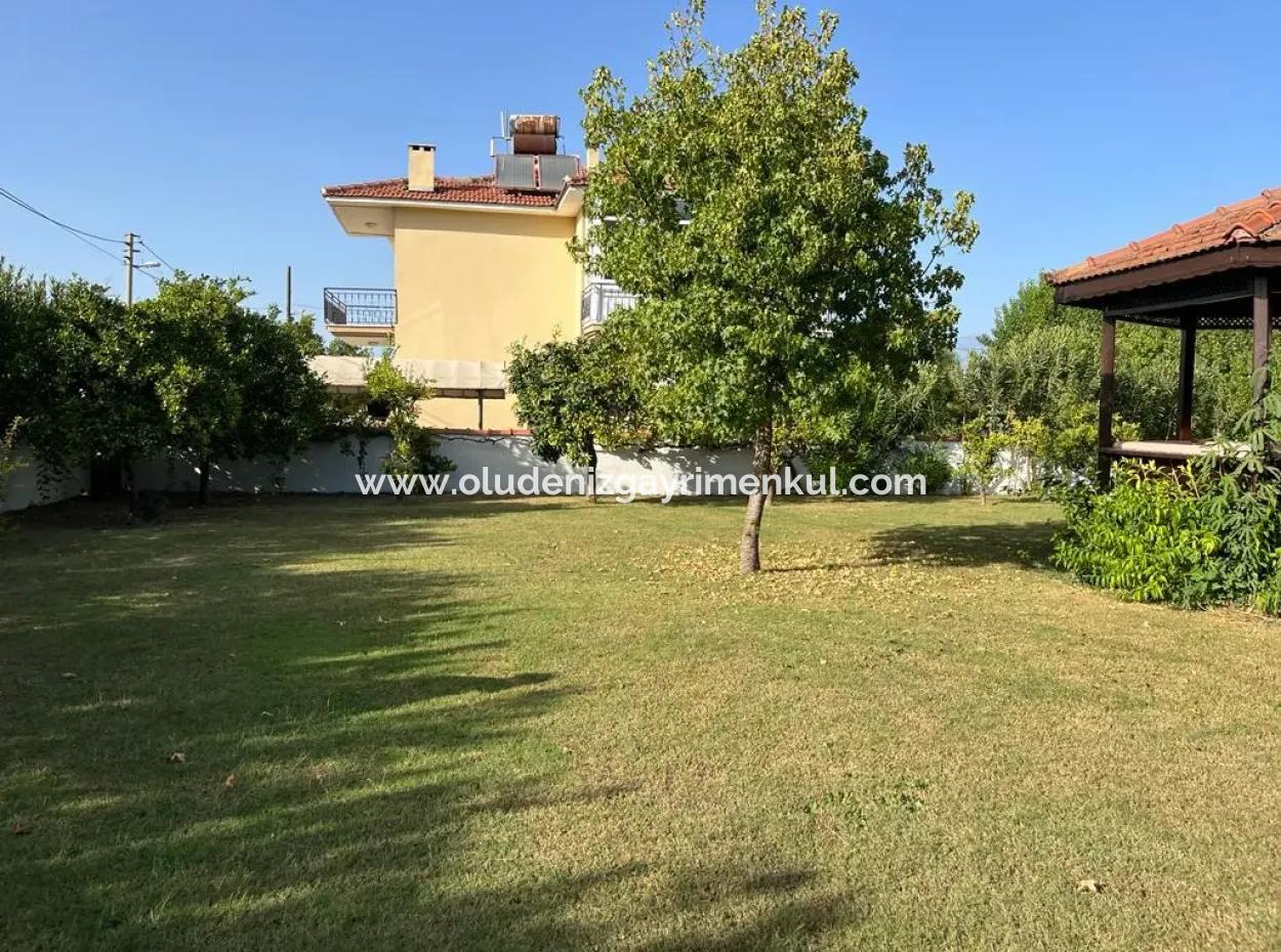 Okçular'da 1007M2 Arsa İçinde Satılık Villa