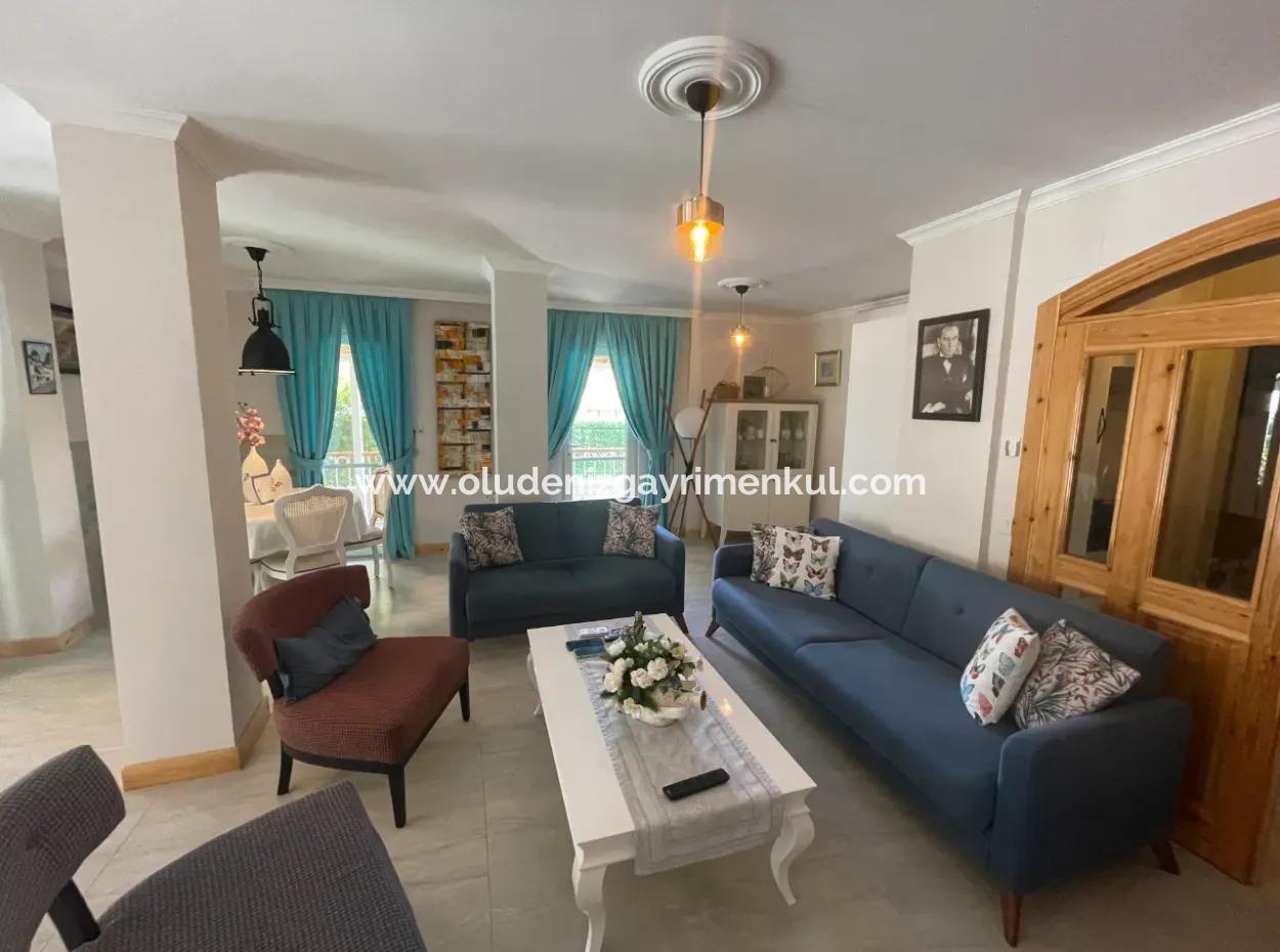 Dalyan Gülpınar'da 720M2 Arsa İçinde 4+1 Satılık Villa