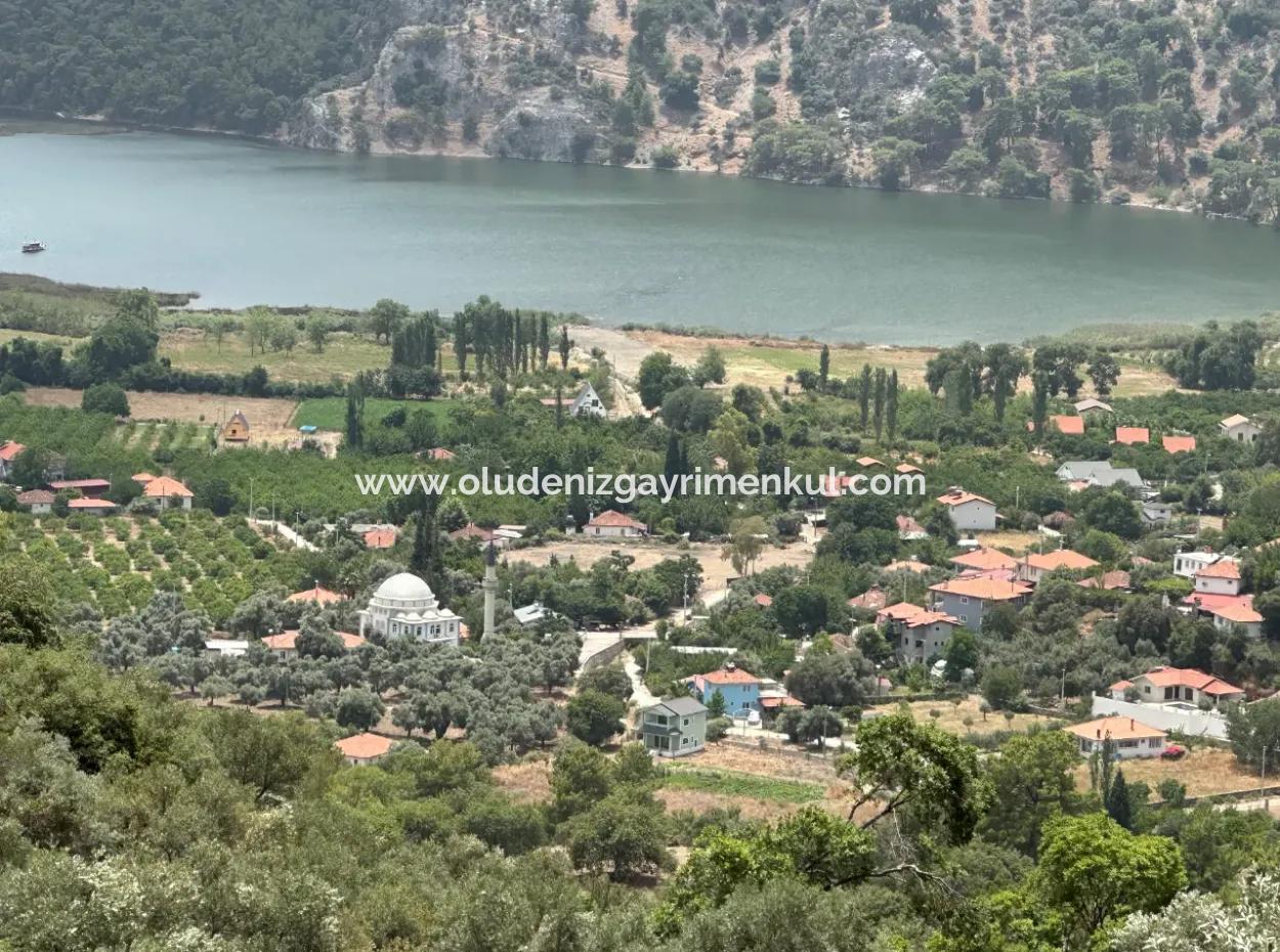 Çandır'da Göl Deniz Manzaralı Satılık Arsa