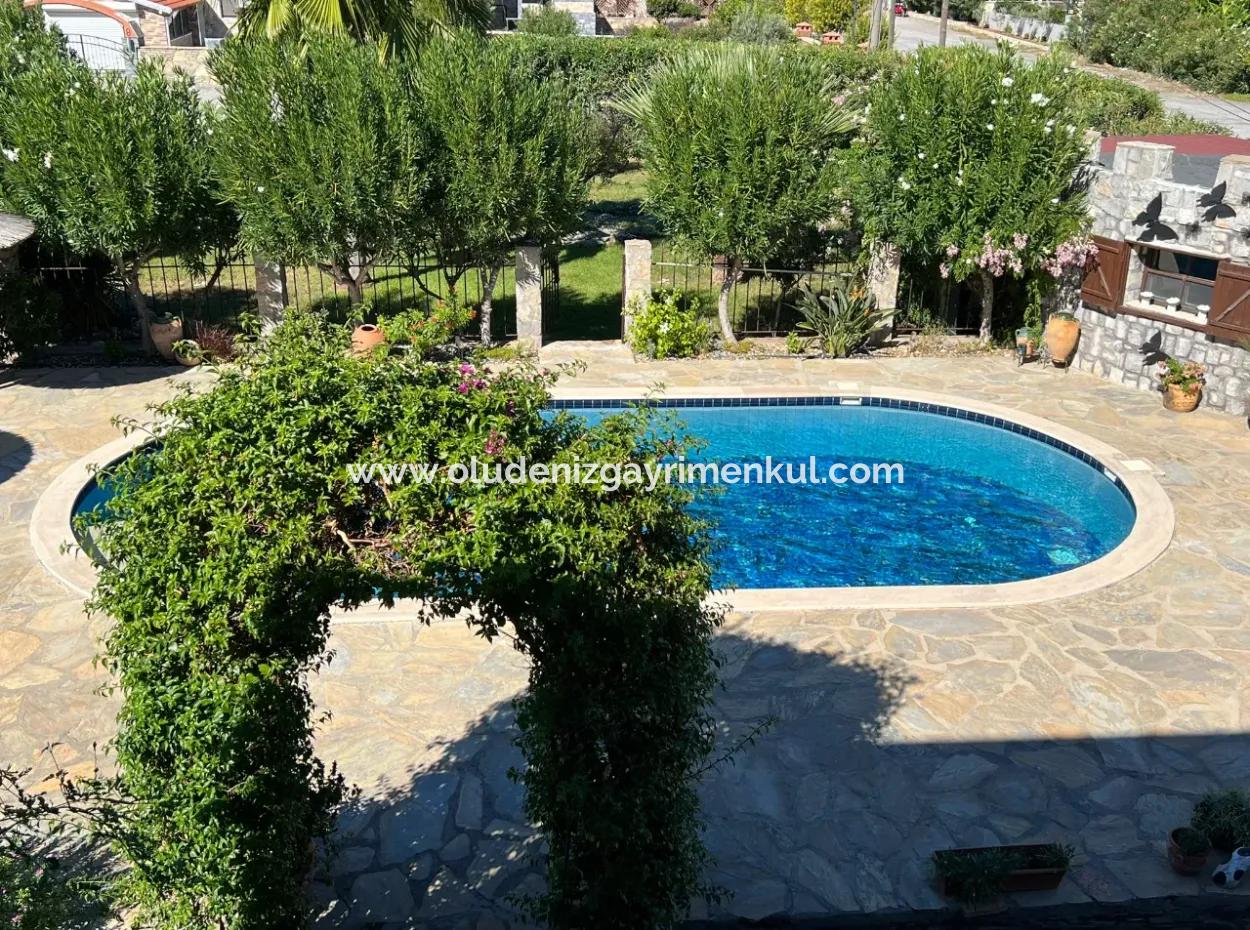 Dalyan Gülpınar'da 580M2 Arsa İçerisinde Satılık Taş Villa